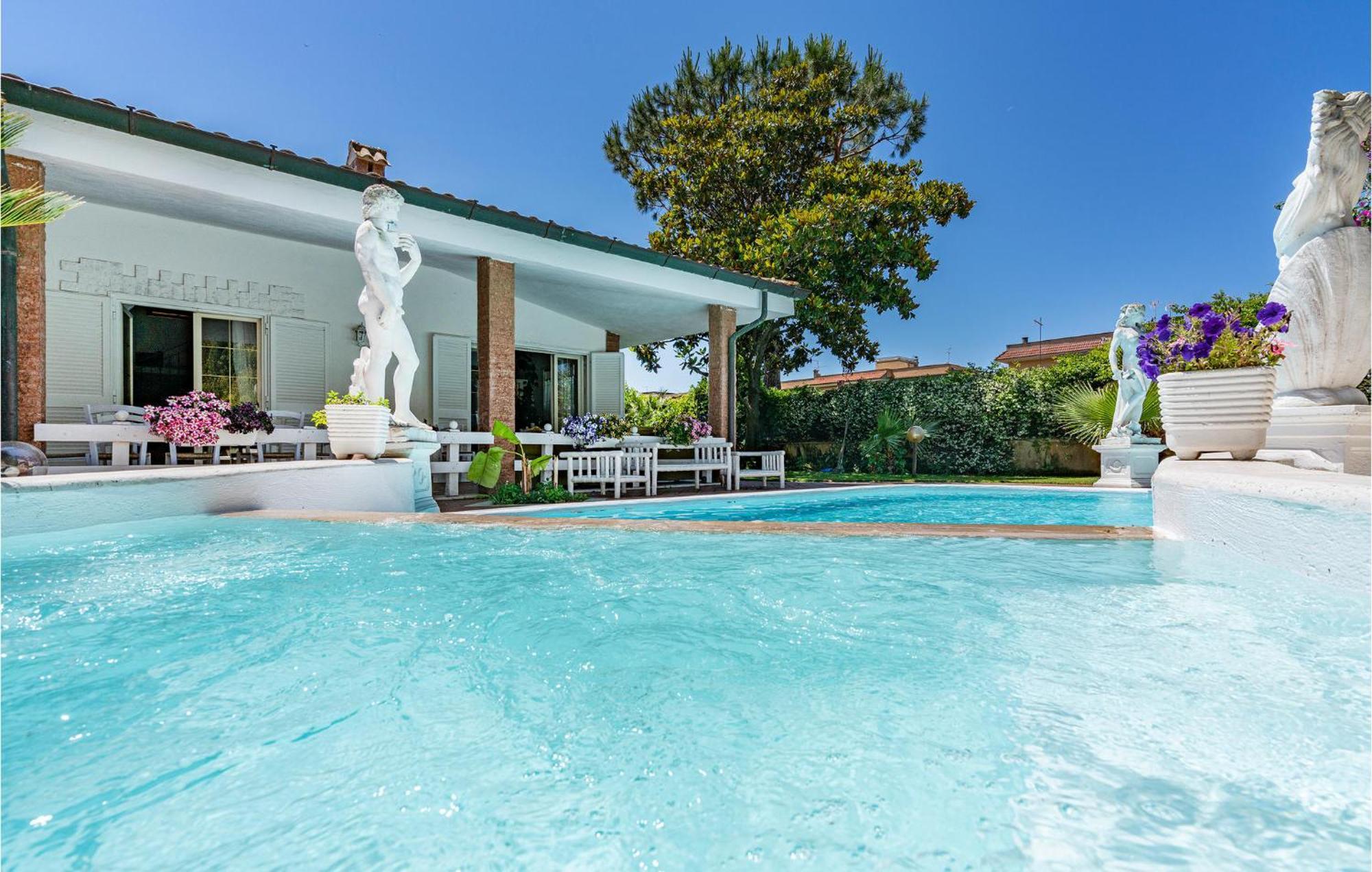 Beautiful Home In Fiumicino With Wifi Exterior photo