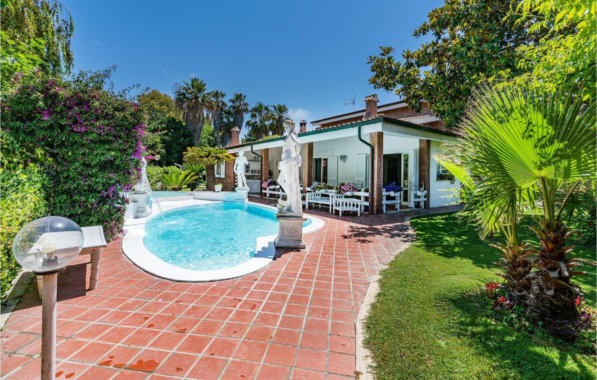 Beautiful Home In Fiumicino With Wifi Exterior photo