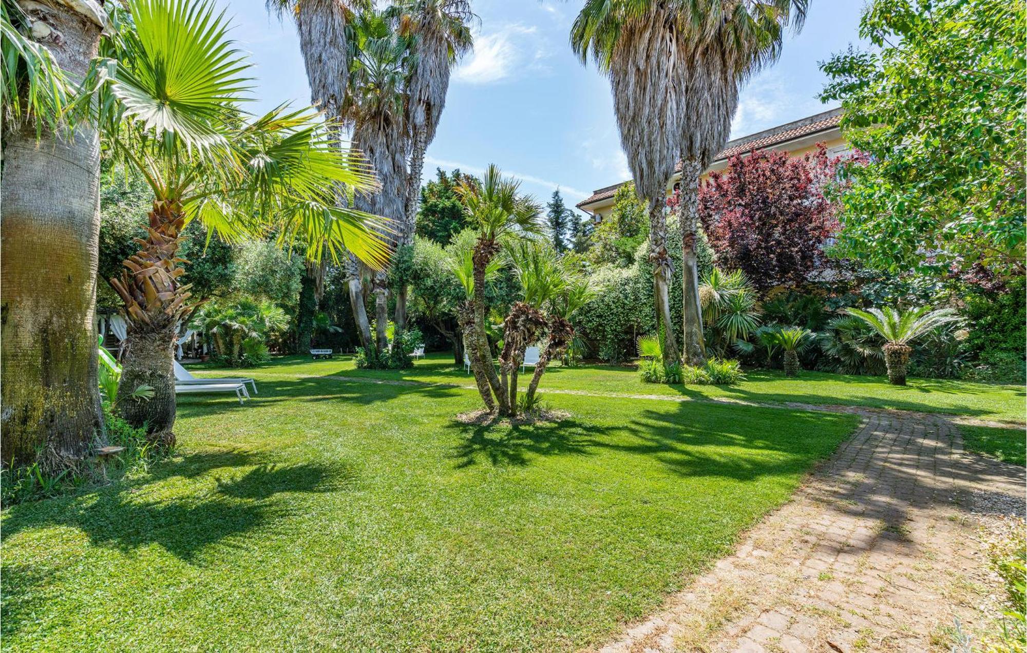 Beautiful Home In Fiumicino With Wifi Exterior photo
